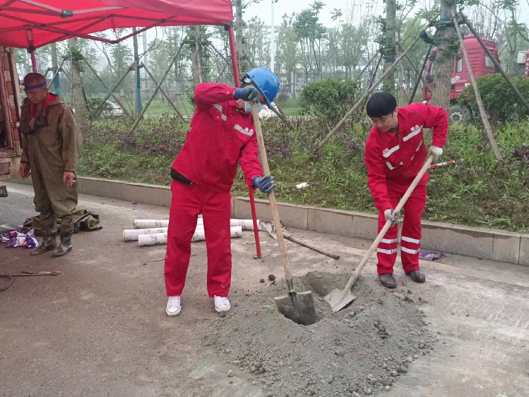 安达管道疏通哪家好】及时进行市政管道清淤
